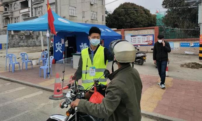 汽修1402林俊智在漳州市东山县后林村服务